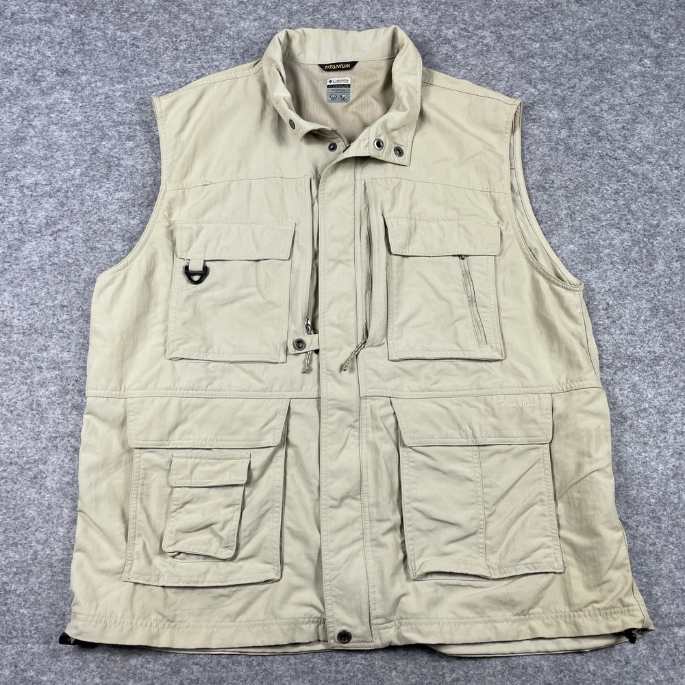 Columbia Titanium Vest Mens XXL Beige Omni Dry Utility Fishing Multi Pocket